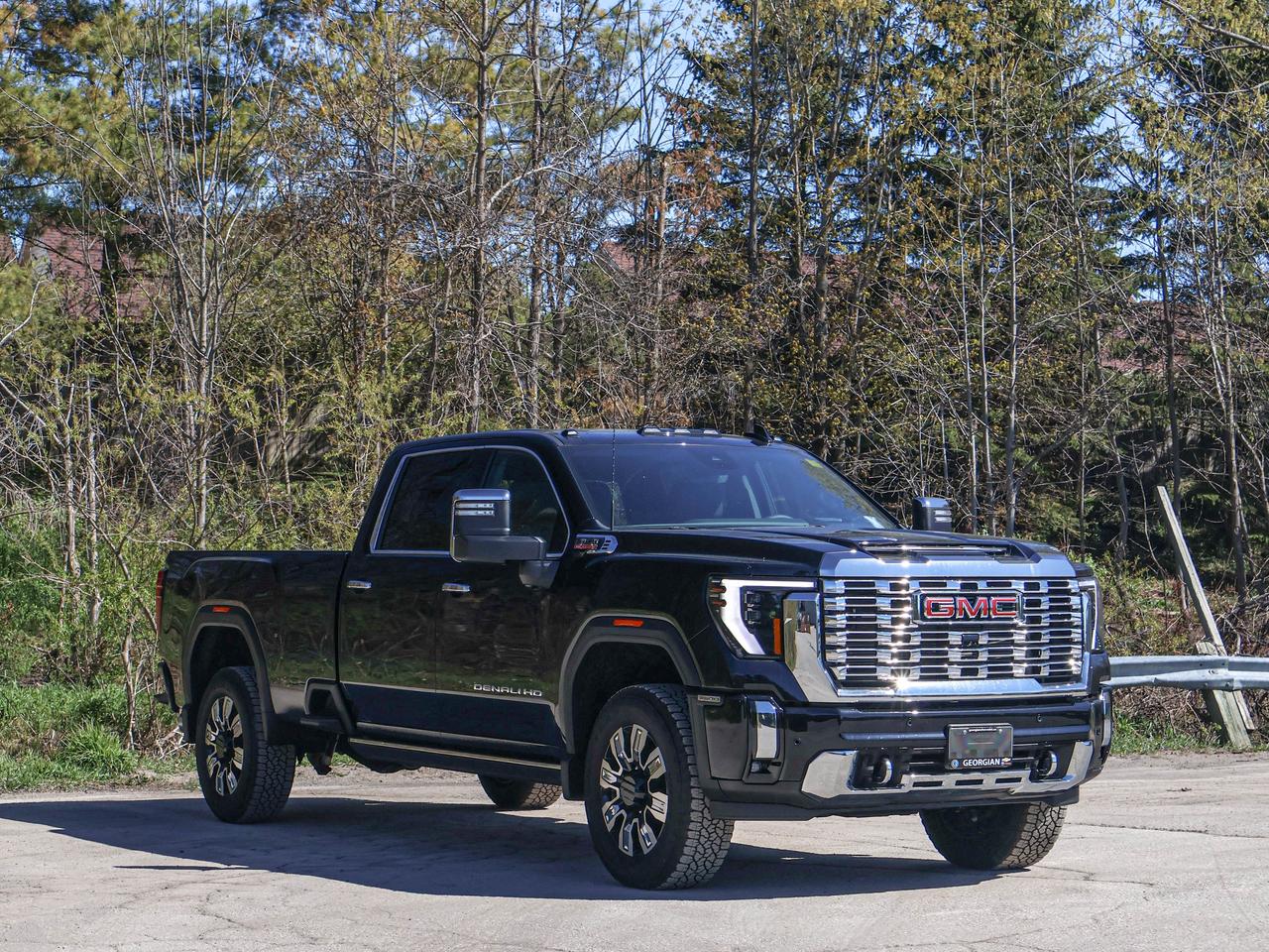 2025 GMC Sierra 3500HD Denali Photo2