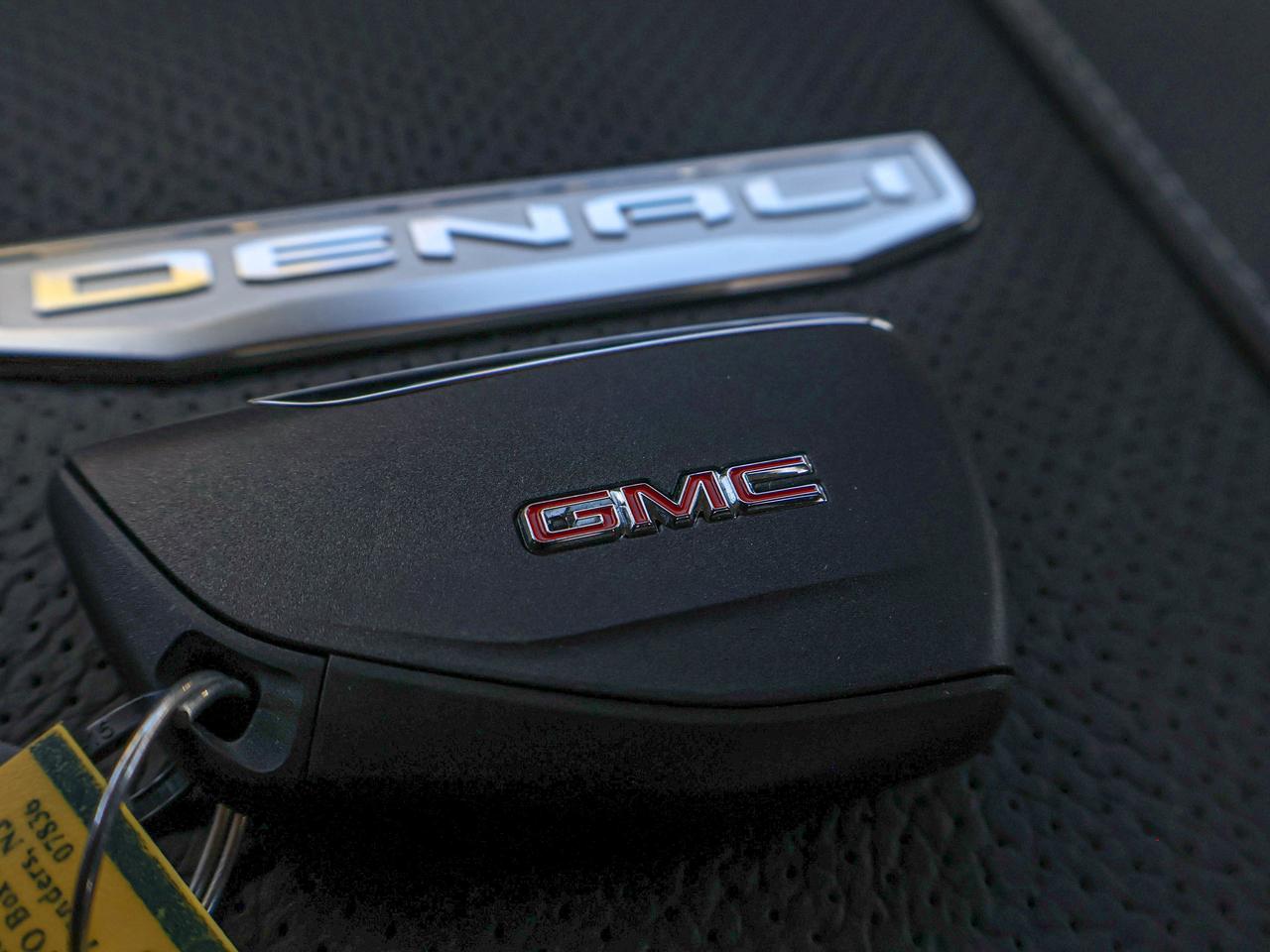 2025 GMC Sierra 3500HD Denali Photo