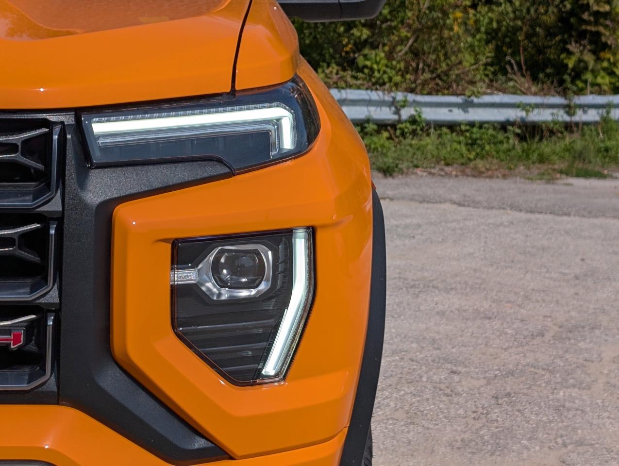 2026 GMC Canyon AT4 Photo