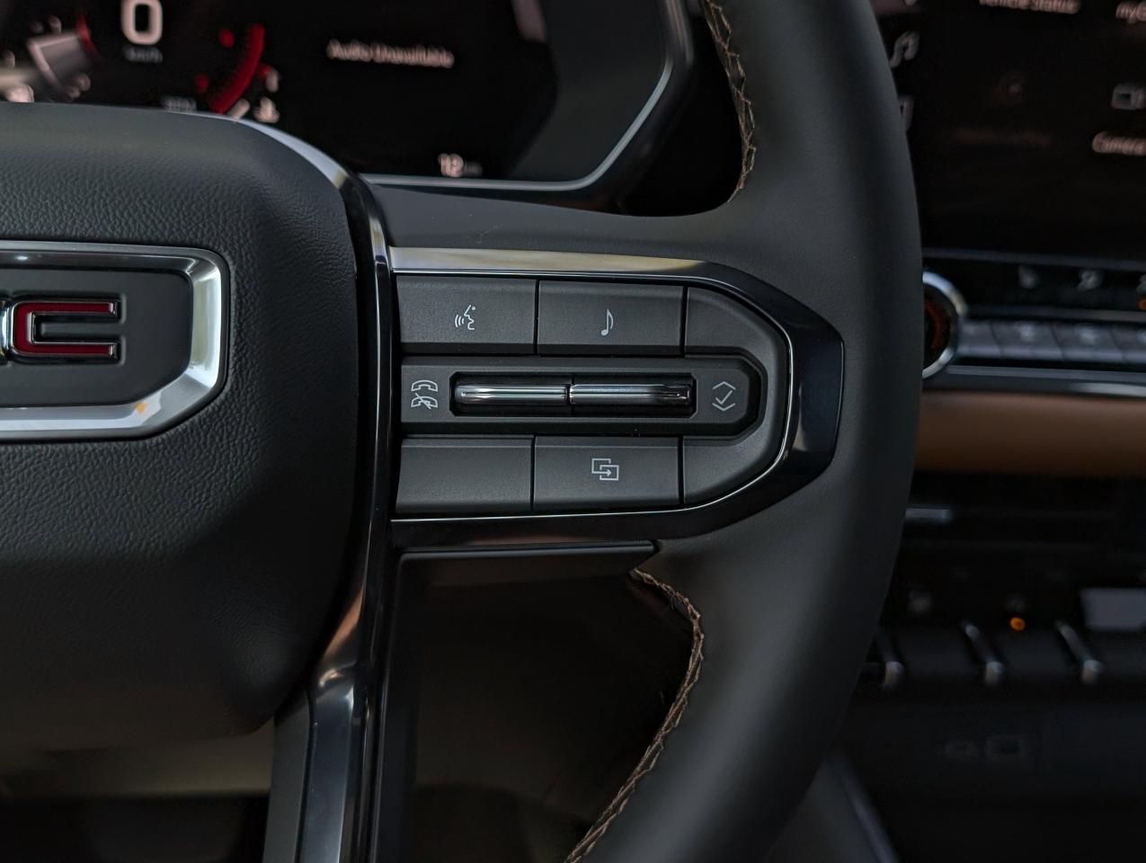 2026 GMC Canyon AT4 Photo