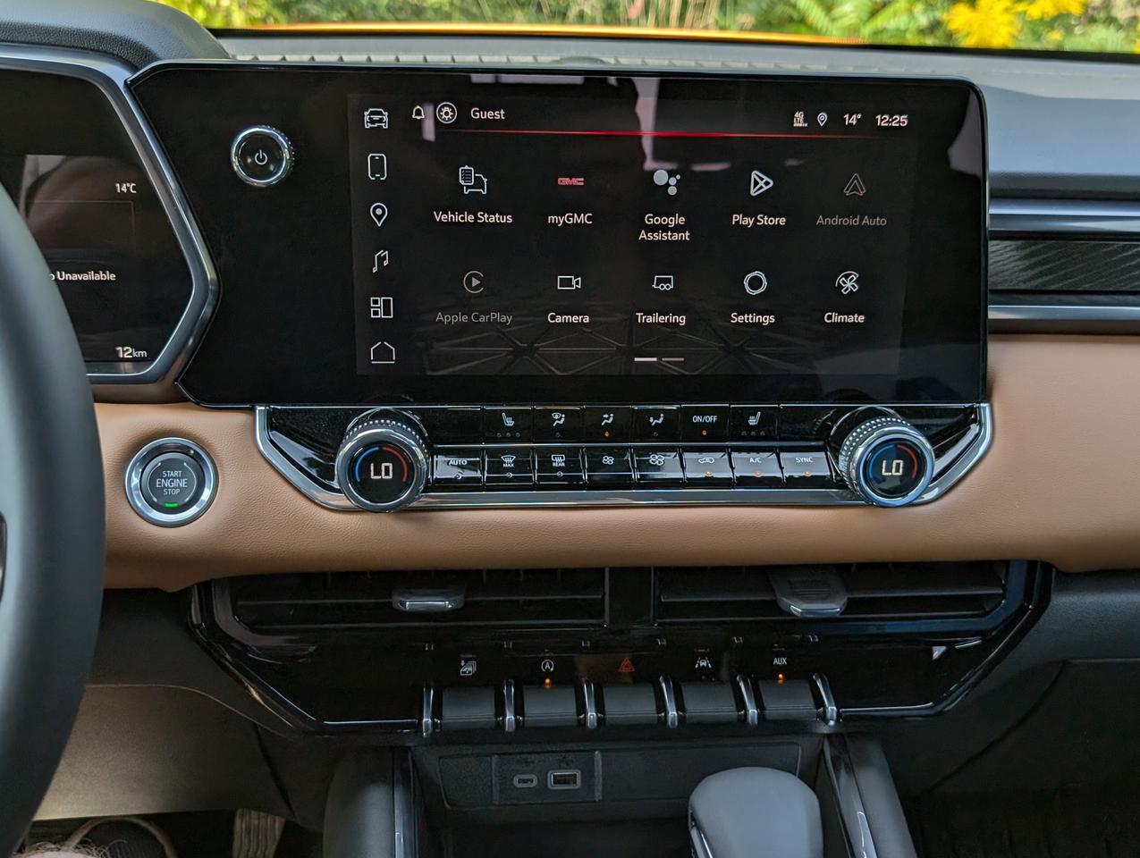 2026 GMC Canyon AT4 Photo