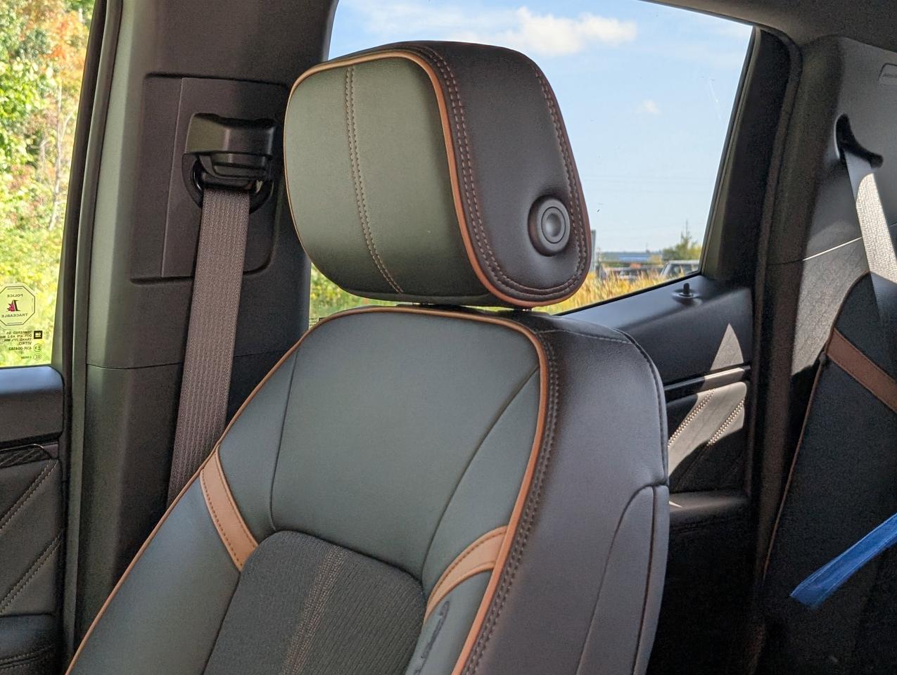 2026 GMC Canyon AT4 Photo