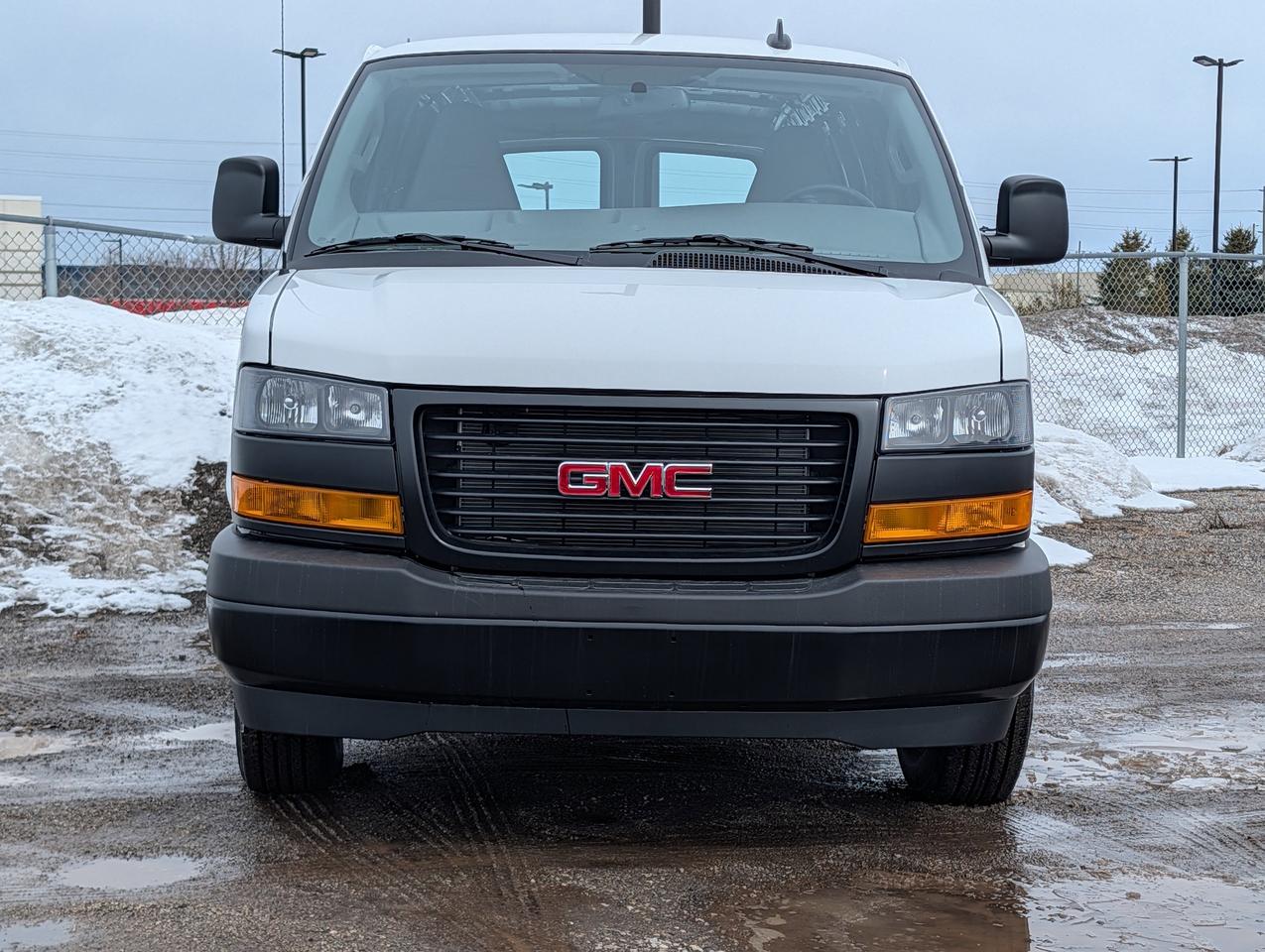 2025 GMC Savana Cargo Van  Photo