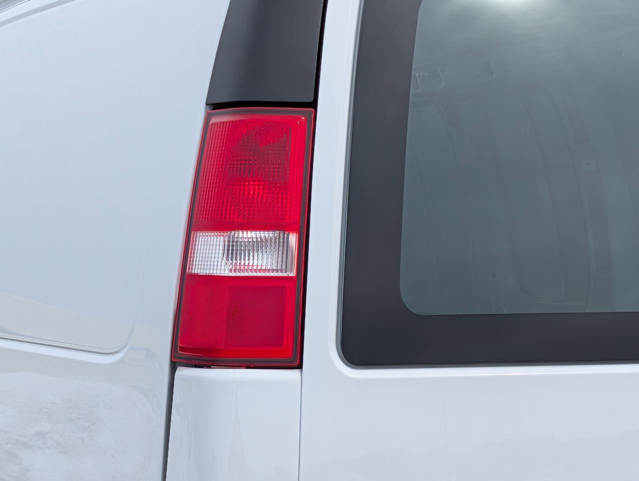 2025 GMC Savana Cargo Van  Photo