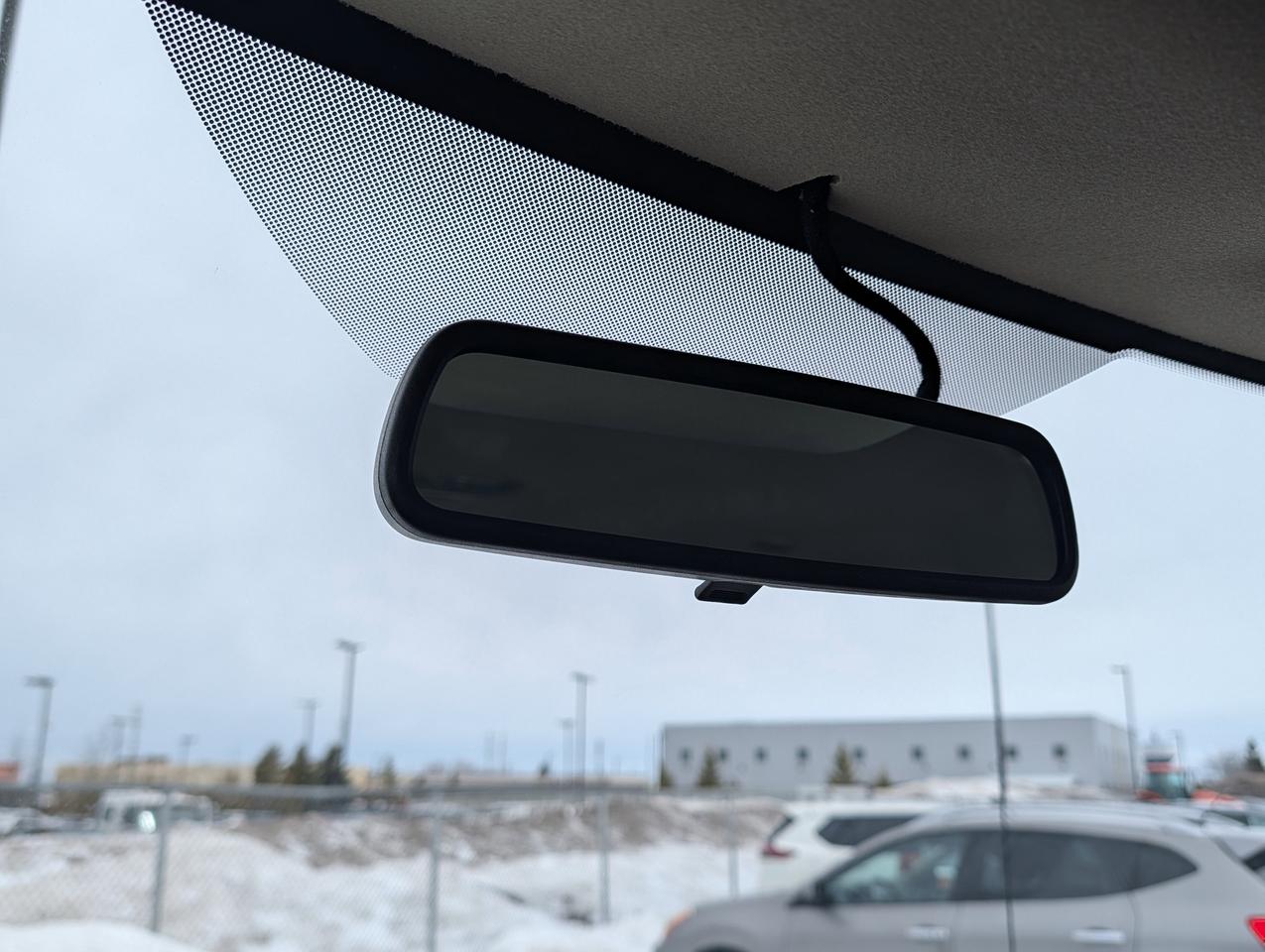 2025 GMC Savana Cargo Van  Photo