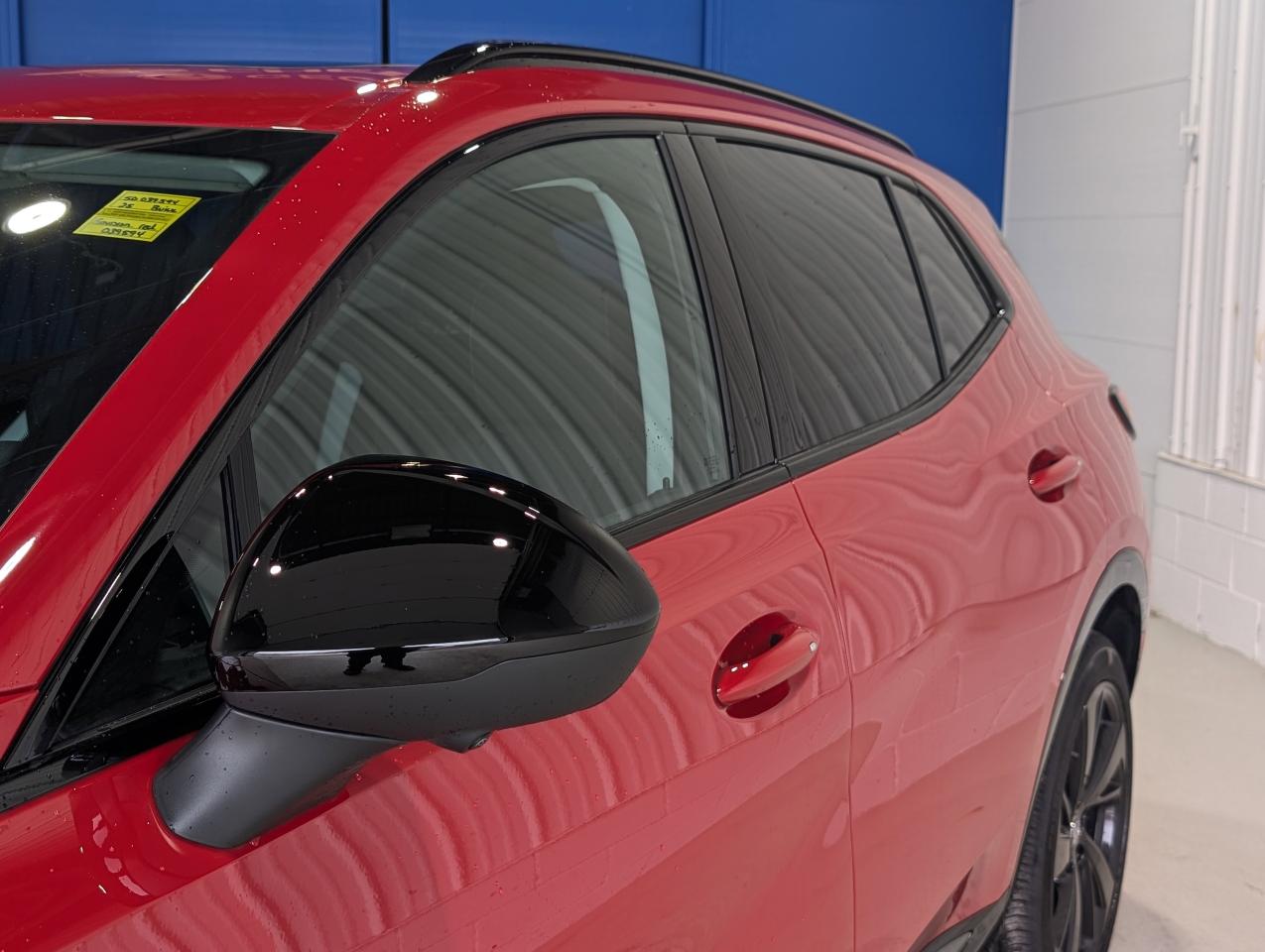 2025 Buick Envision SPORT TOURING Photo3