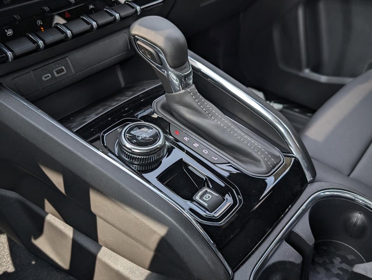 2026 GMC Canyon Elevation Photo