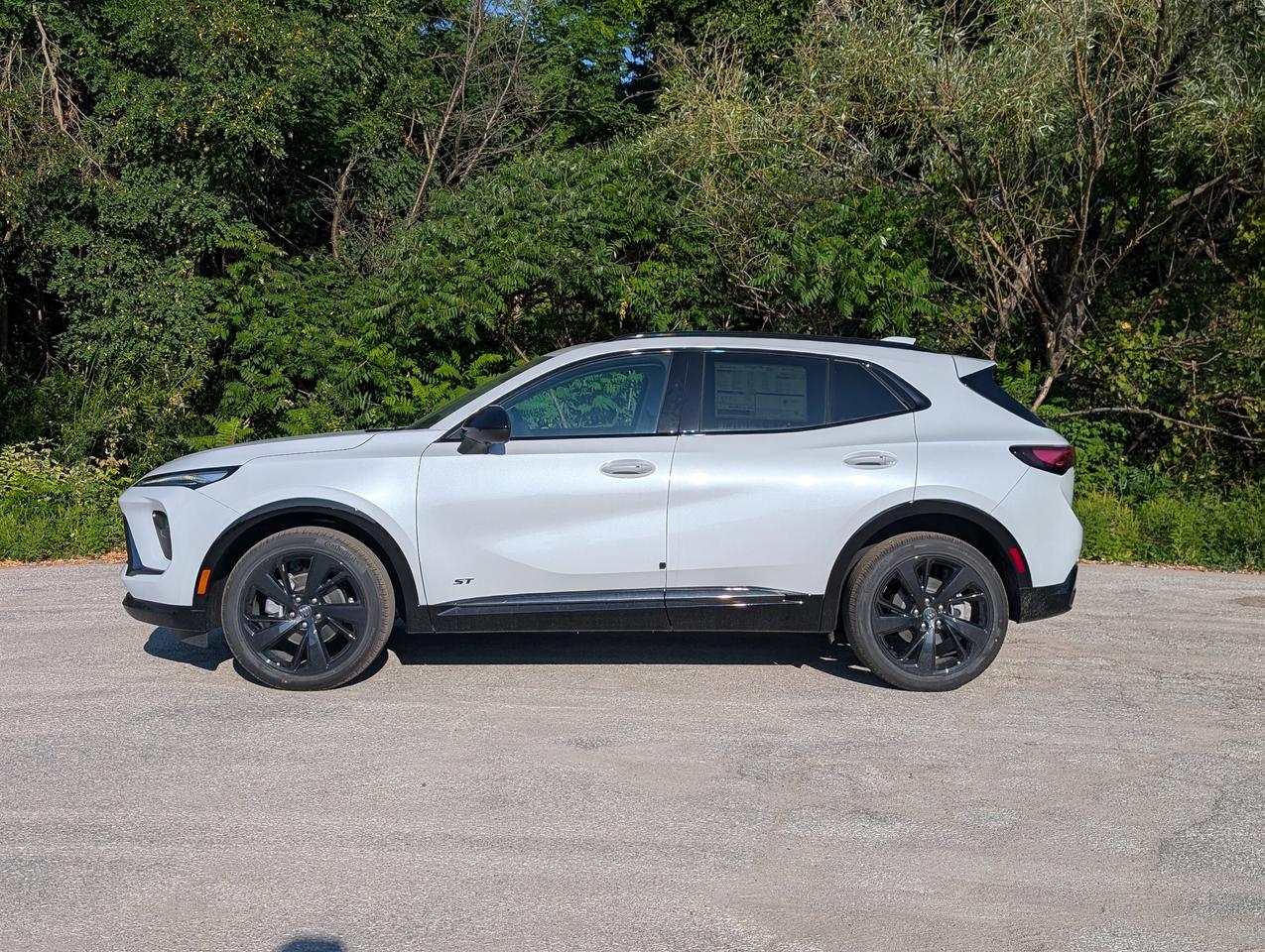 2025 Buick Envision SPORT TOURING Photo4