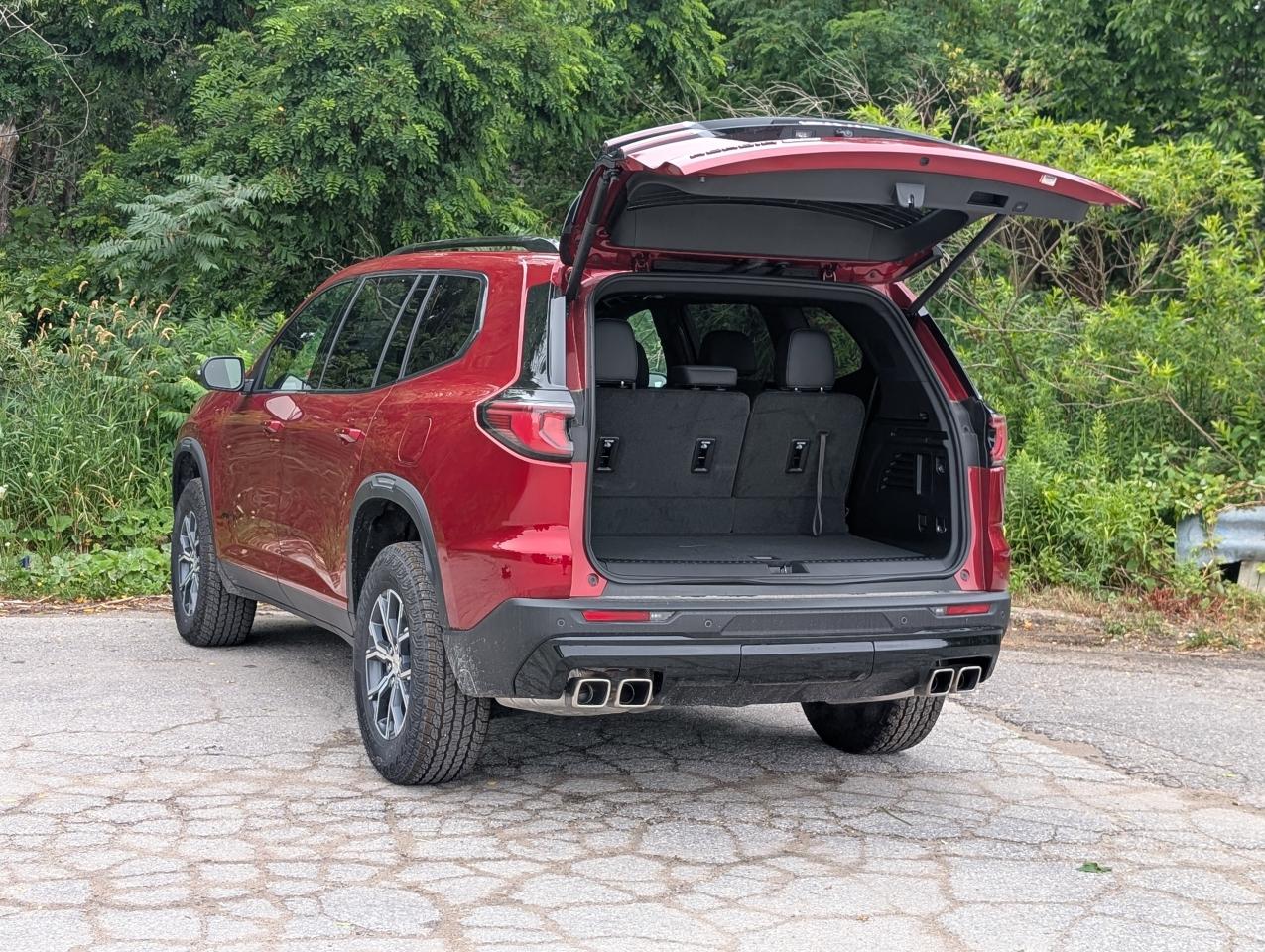 2025 GMC Acadia AT4 Photo