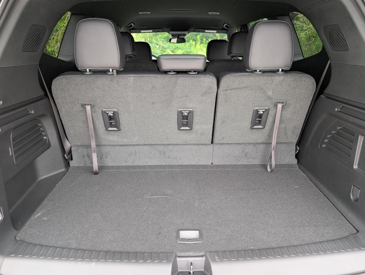 2025 GMC Acadia AT4 Photo