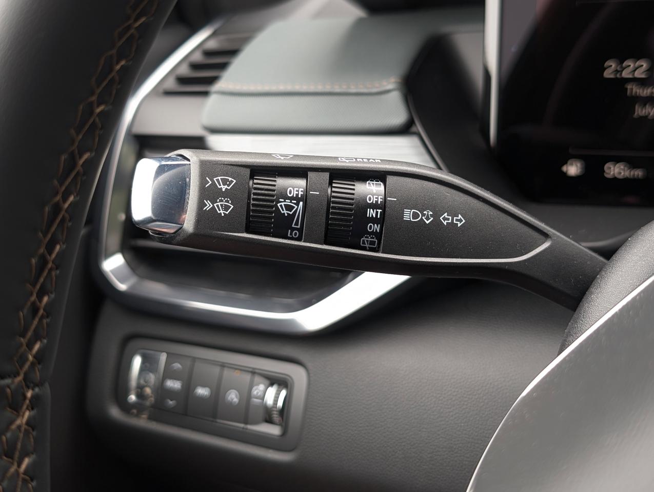 2025 GMC Acadia AT4 Photo