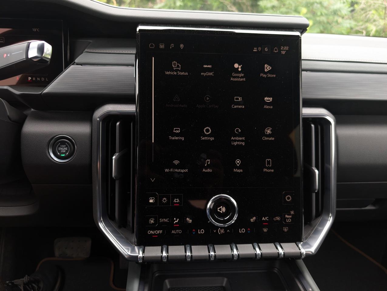 2025 GMC Acadia AT4 Photo