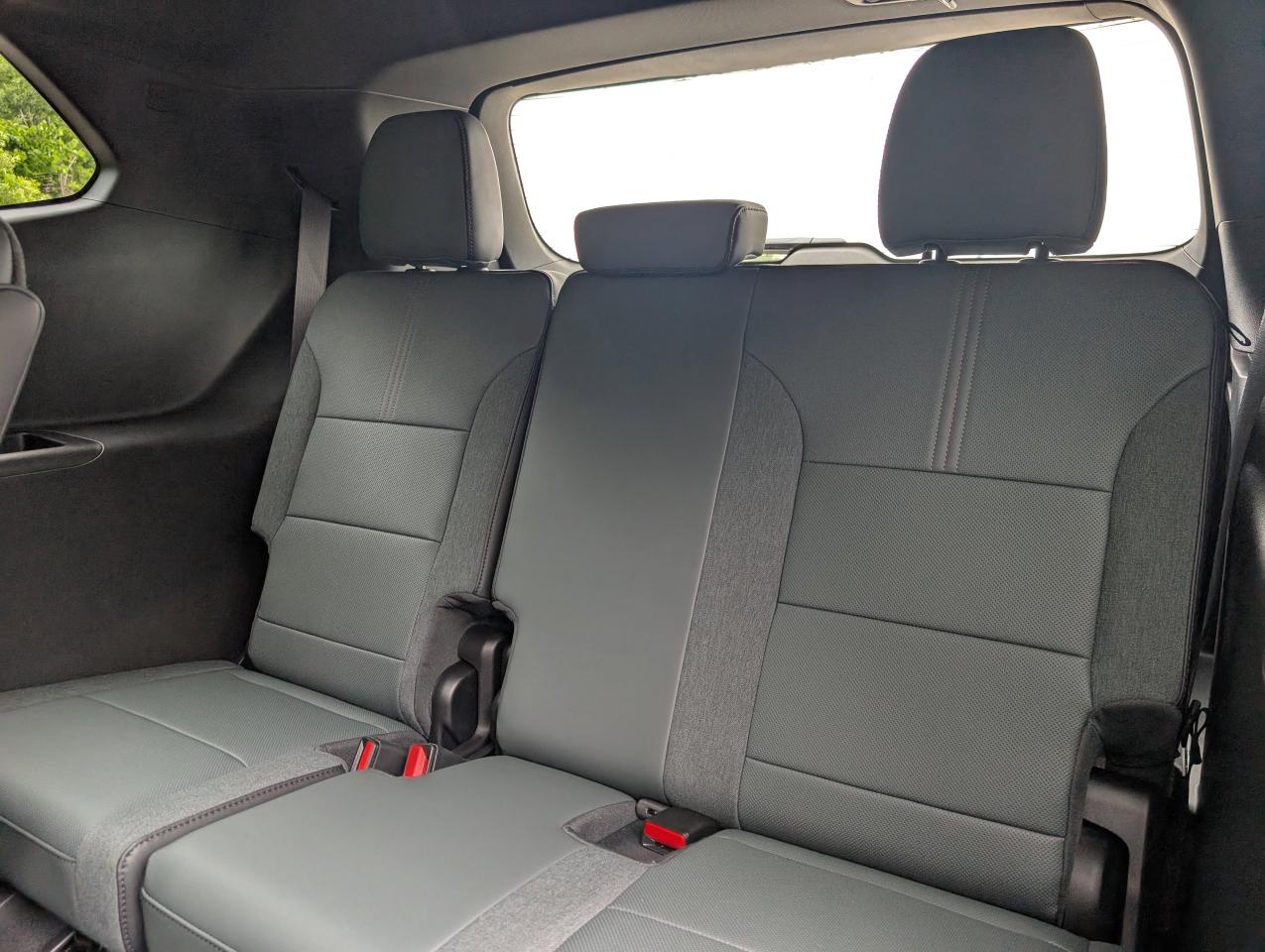 2025 GMC Acadia AT4 Photo