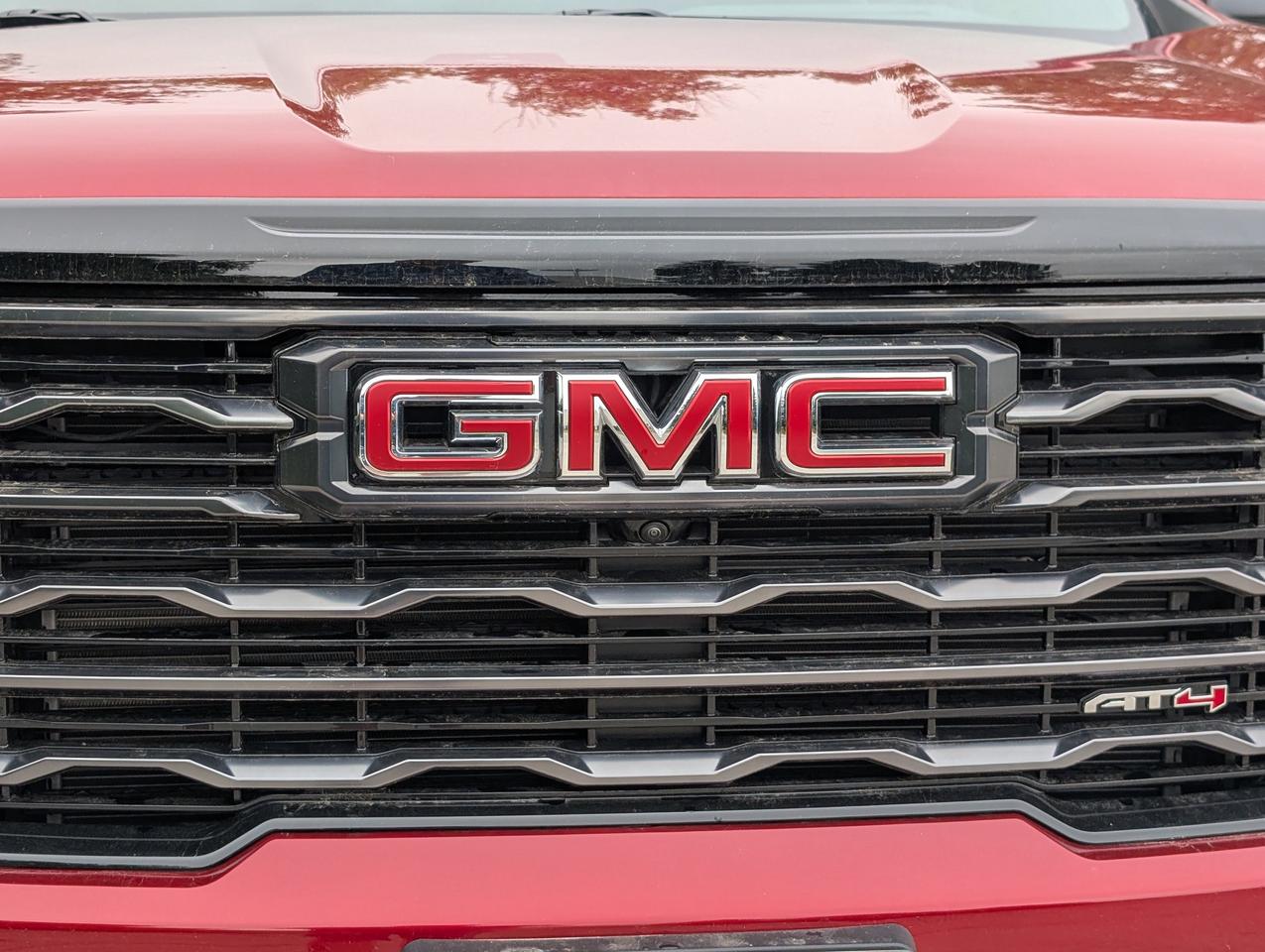 2025 GMC Acadia AT4 Photo