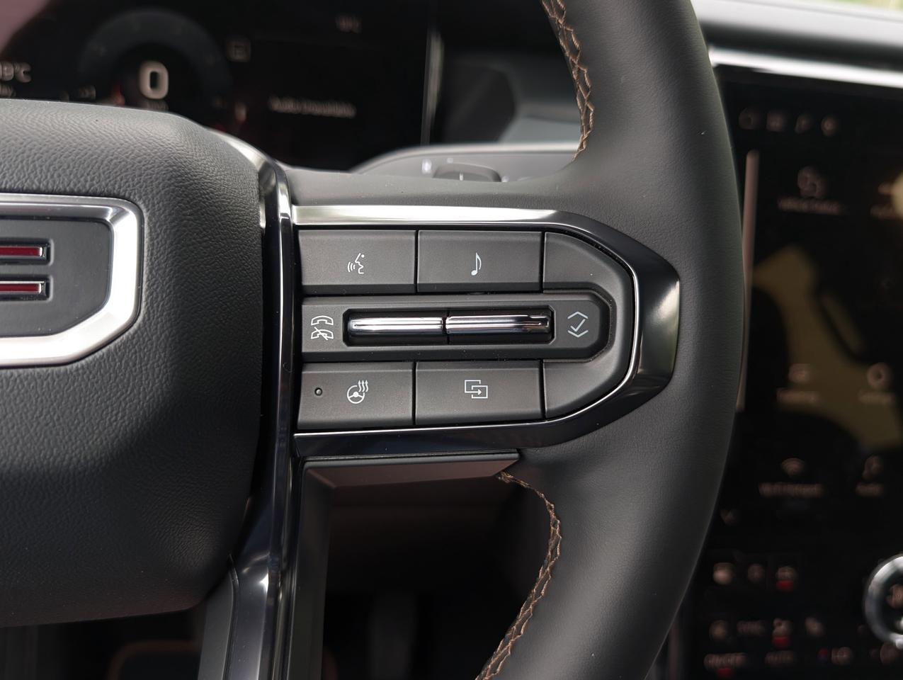 2025 GMC Acadia AT4 Photo