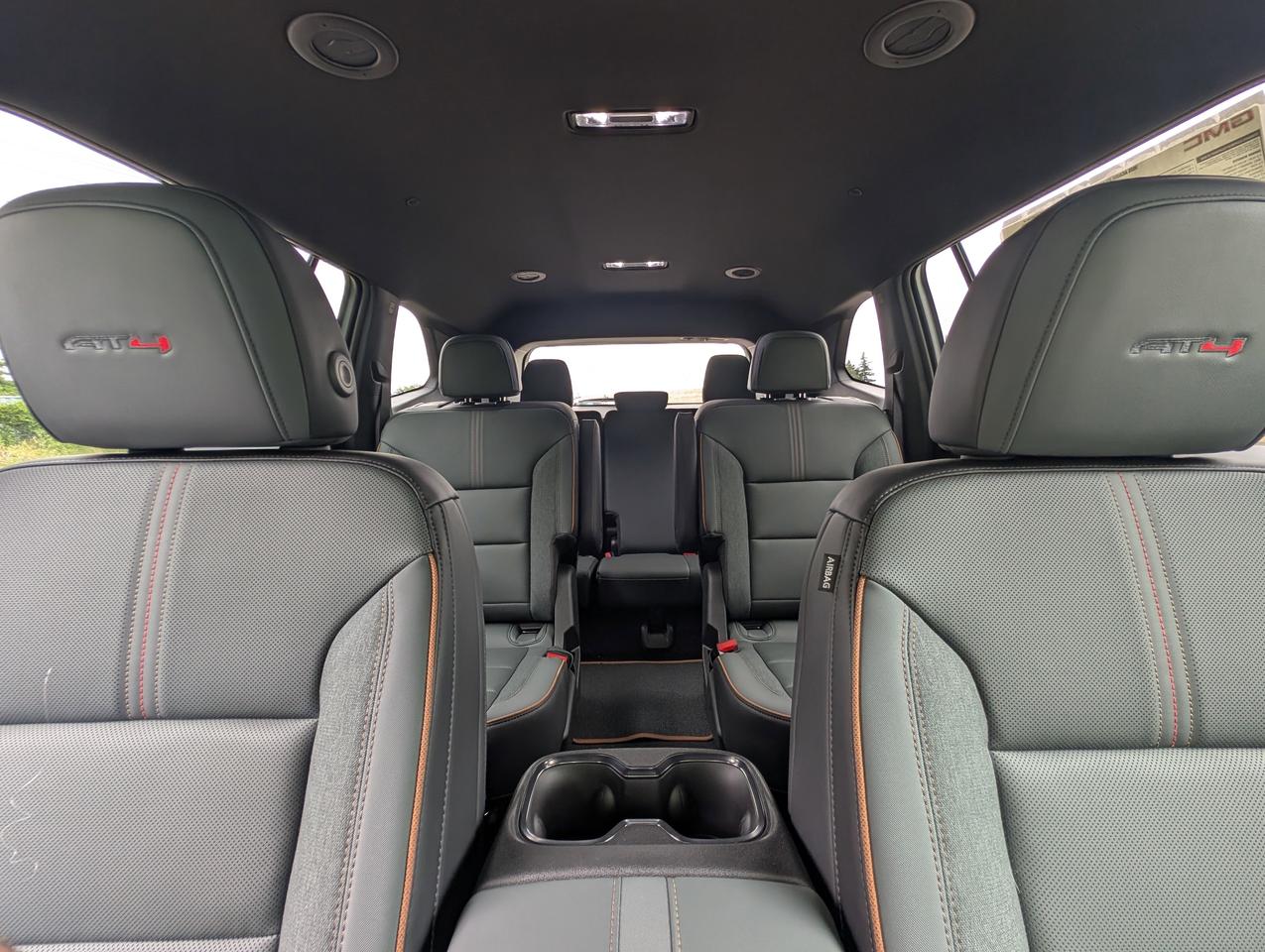 2025 GMC Acadia AT4 Photo