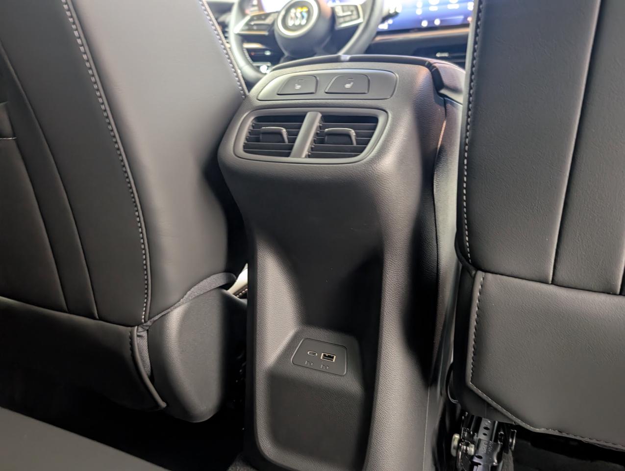 2025 Buick Envision SPORT TOURING Photo