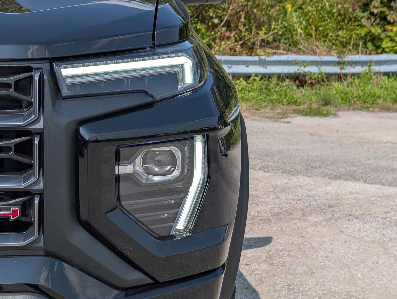 2026 GMC Canyon AT4 Photo