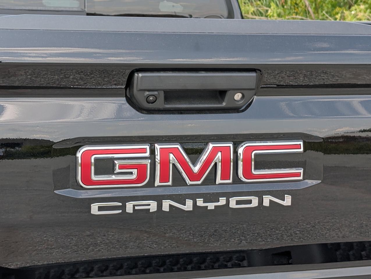 2026 GMC Canyon AT4 Photo