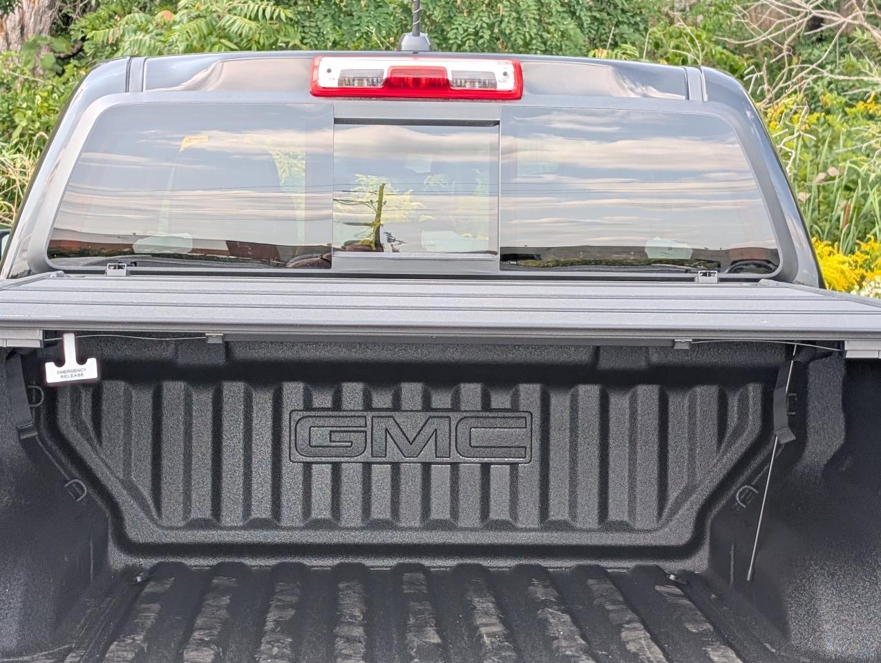 2026 GMC Canyon AT4 Photo