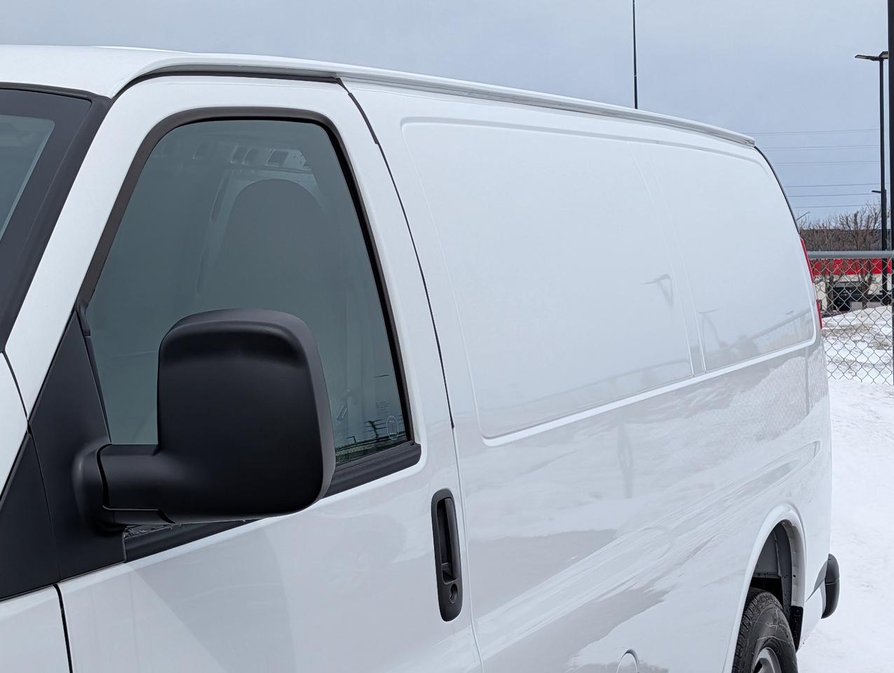 2025 GMC Savana Cargo Van  Photo3