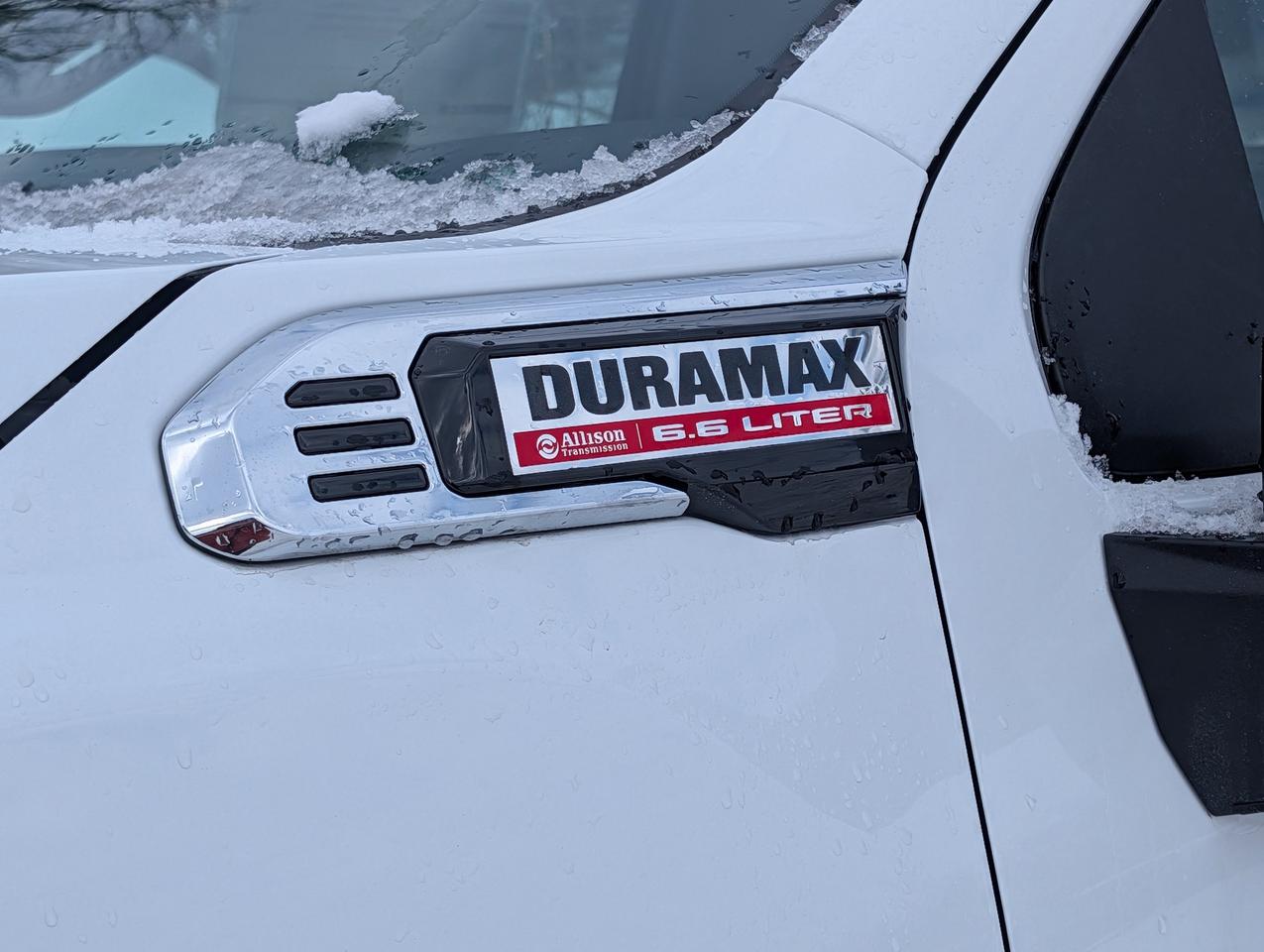 2025 GMC SIERRA 2500HD Pro Photo2