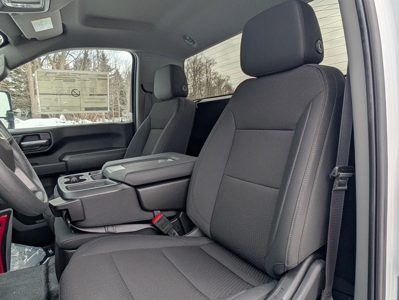 2025 GMC SIERRA 2500HD Pro Photo