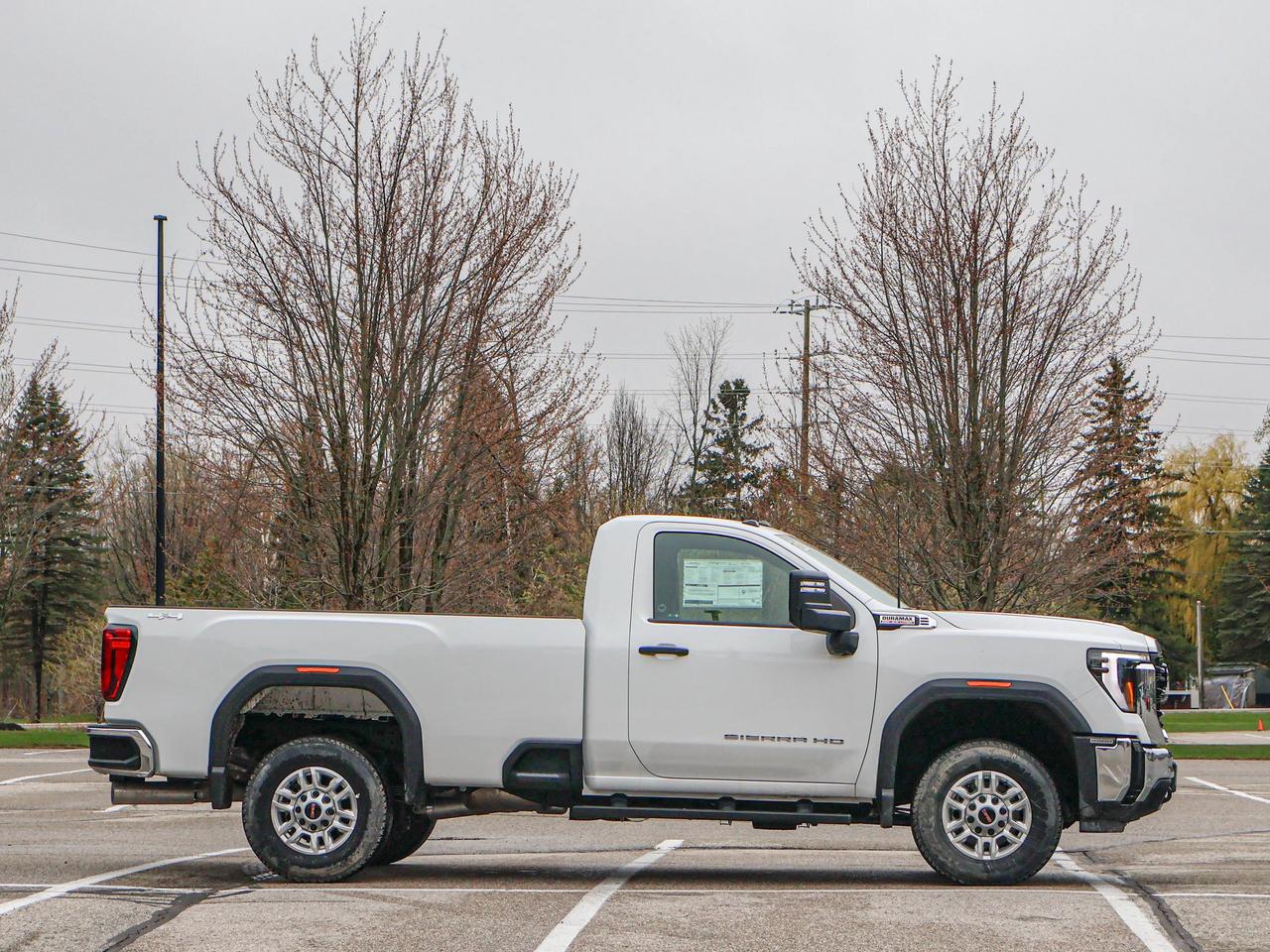 2025 GMC SIERRA 2500HD Pro Photo3