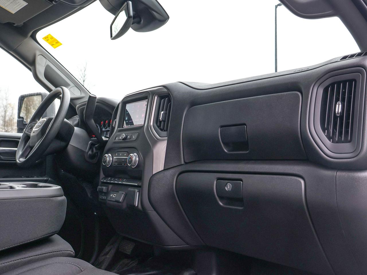 2025 GMC SIERRA 2500HD Pro Photo