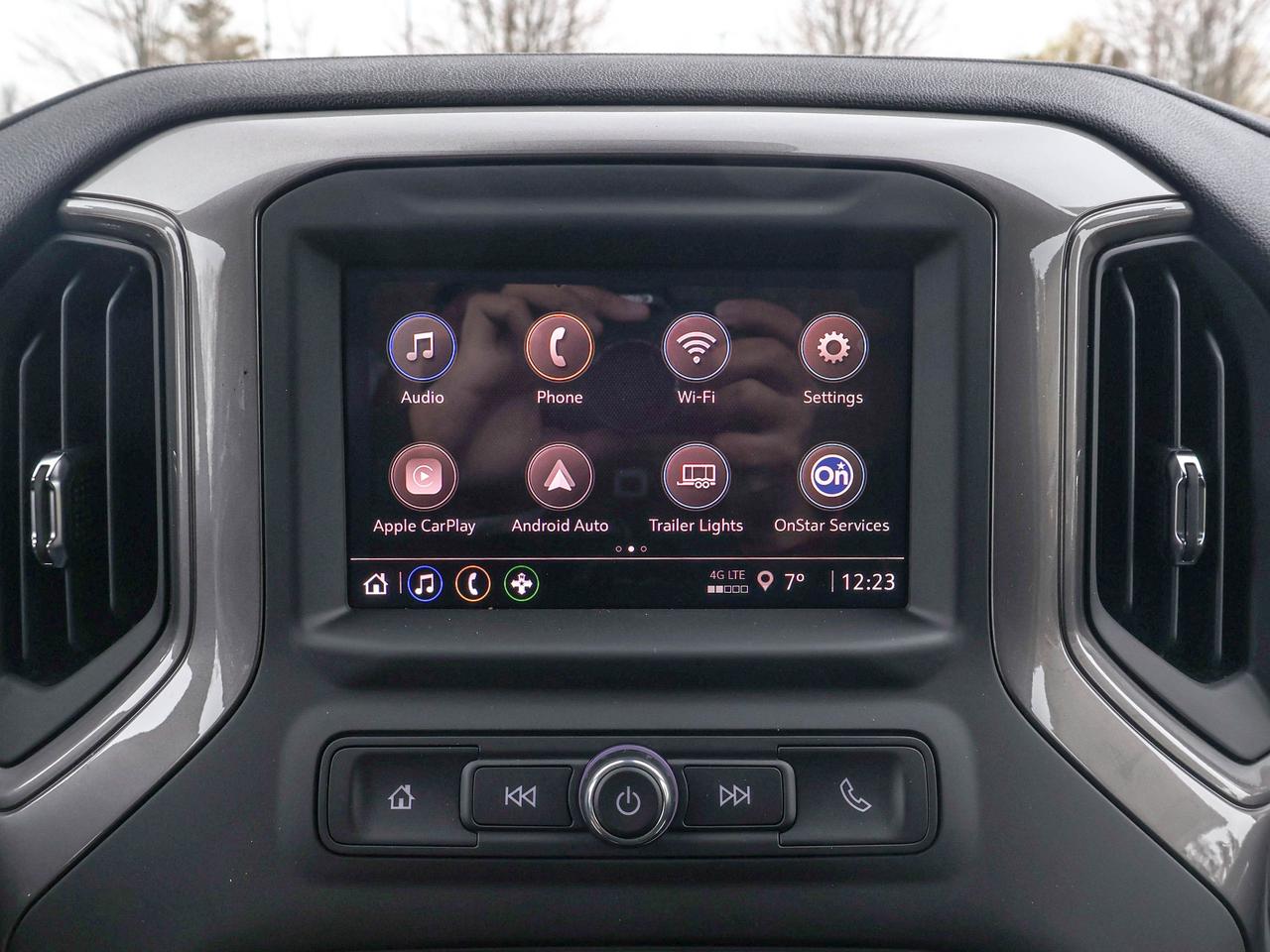 2025 GMC SIERRA 2500HD Pro Photo
