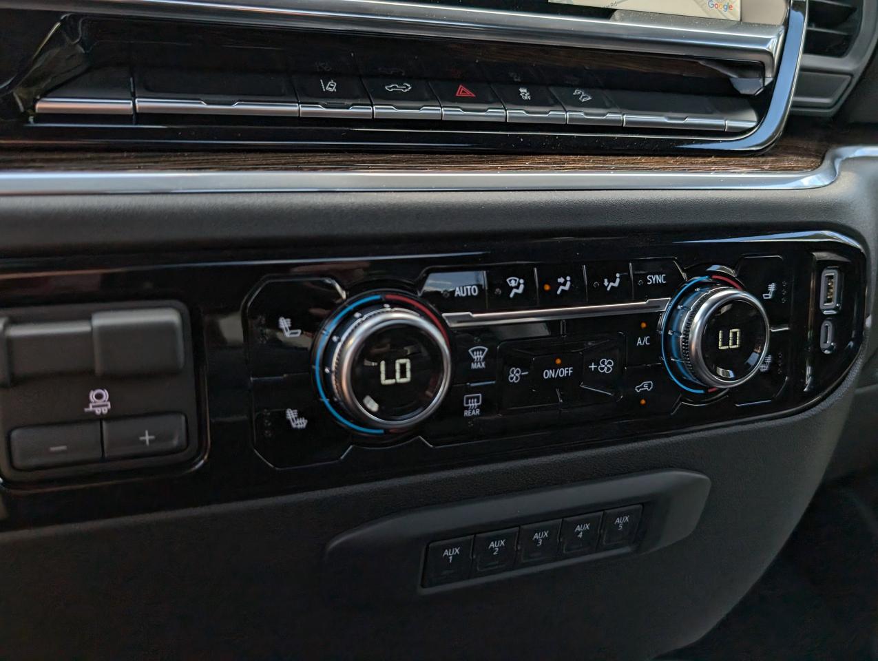 2026 GMC SIERRA 2500HD SLE Photo