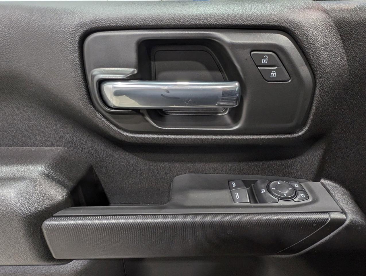 2025 Chevrolet SILVERADO 2500HD Work Truck Photo