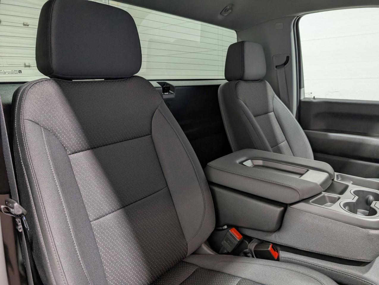 2025 Chevrolet SILVERADO 2500HD Work Truck Photo