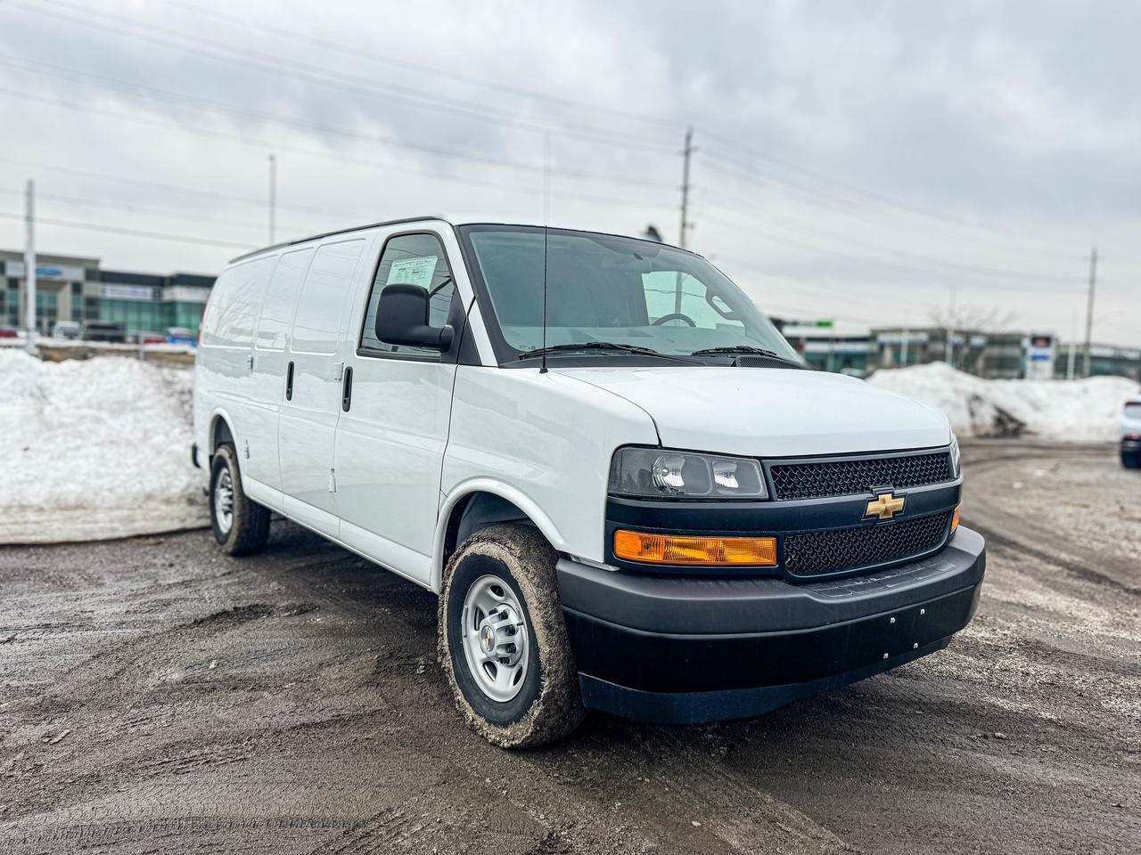 2025 Chevrolet Express Cargo Van  Photo