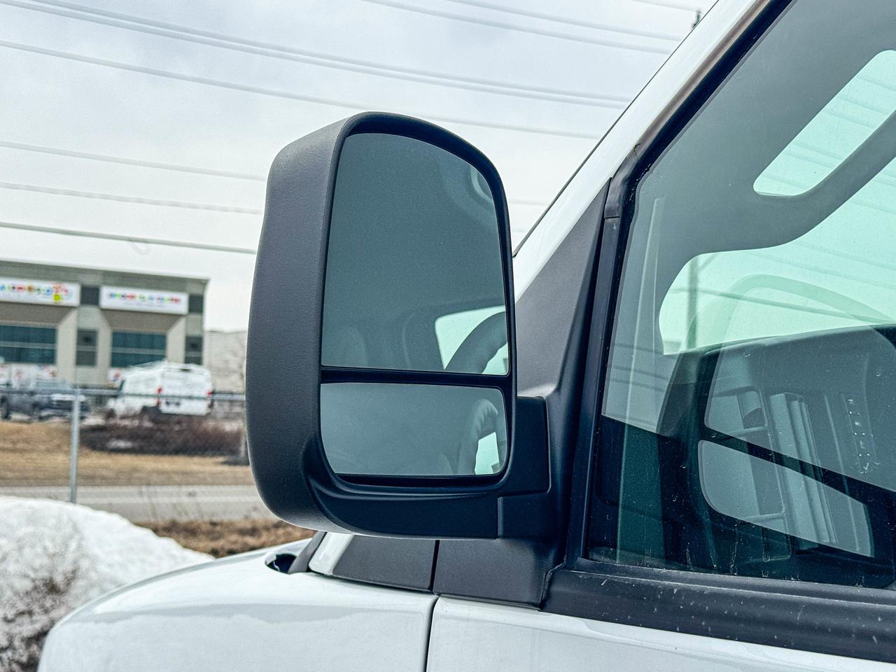 2025 Chevrolet Express Cargo Van  Photo