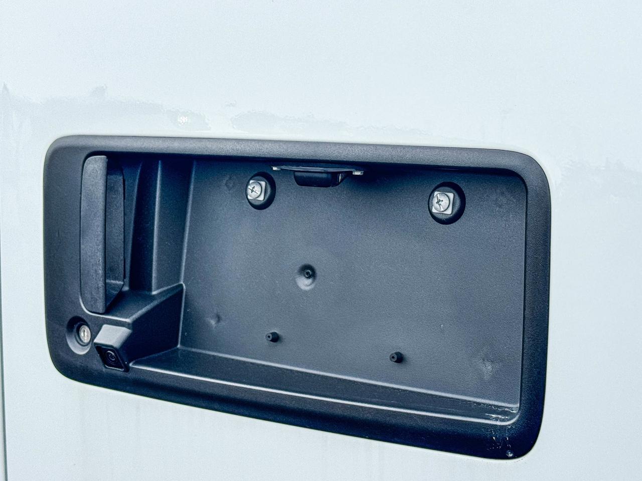 2025 Chevrolet Express Cargo Van  Photo