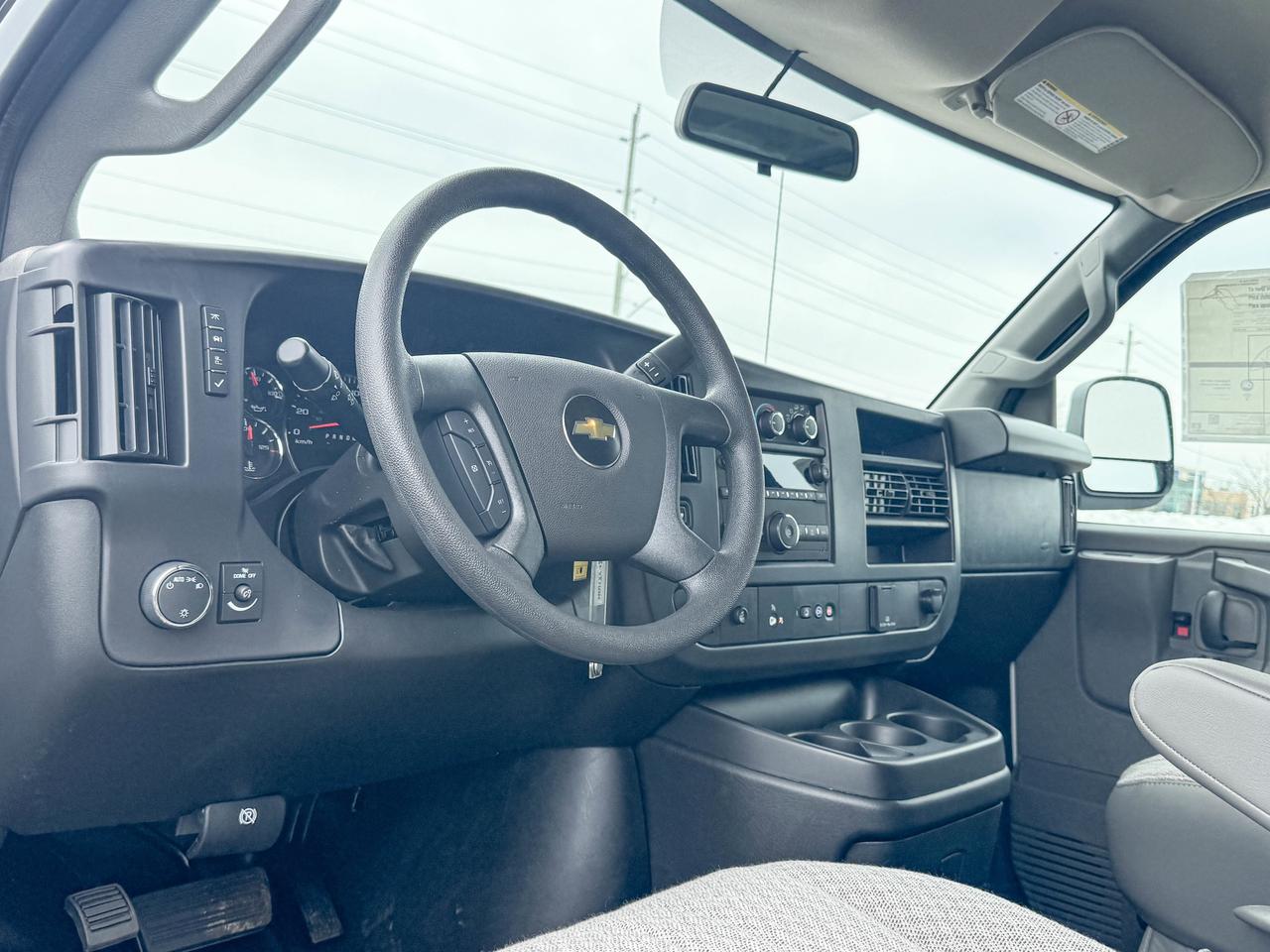 2025 Chevrolet Express Cargo Van  Photo