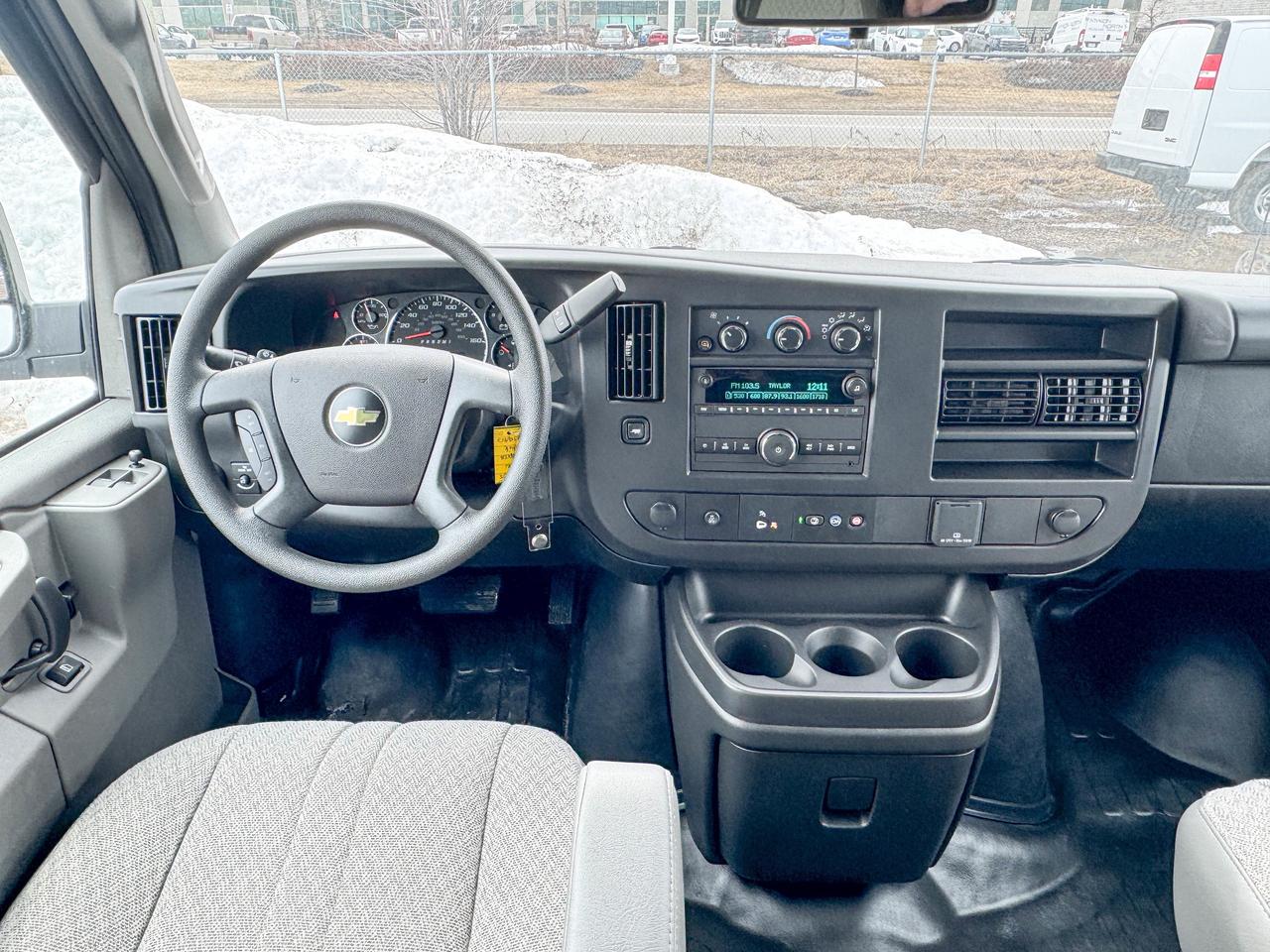 2025 Chevrolet Express Cargo Van  Photo