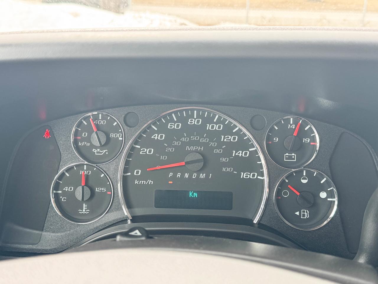 2025 Chevrolet Express Cargo Van  Photo