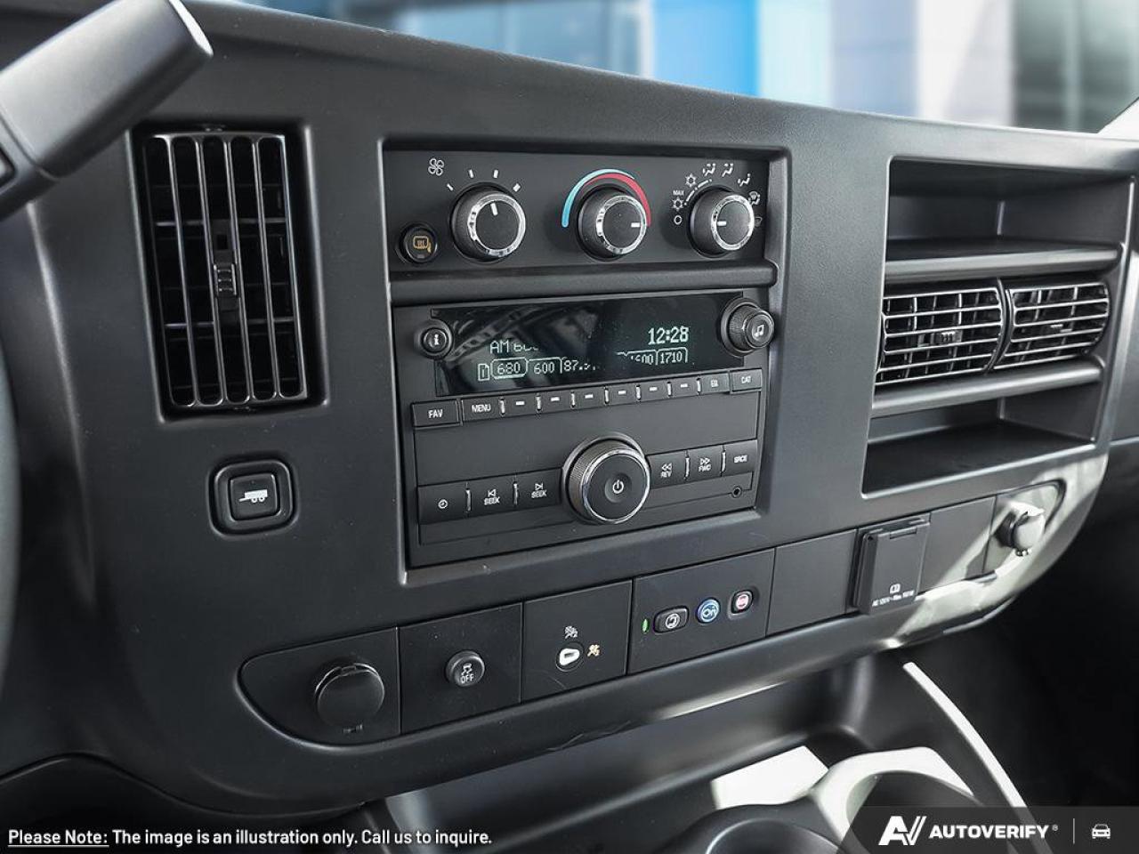 2025 GMC Savana Cargo Van  Photo