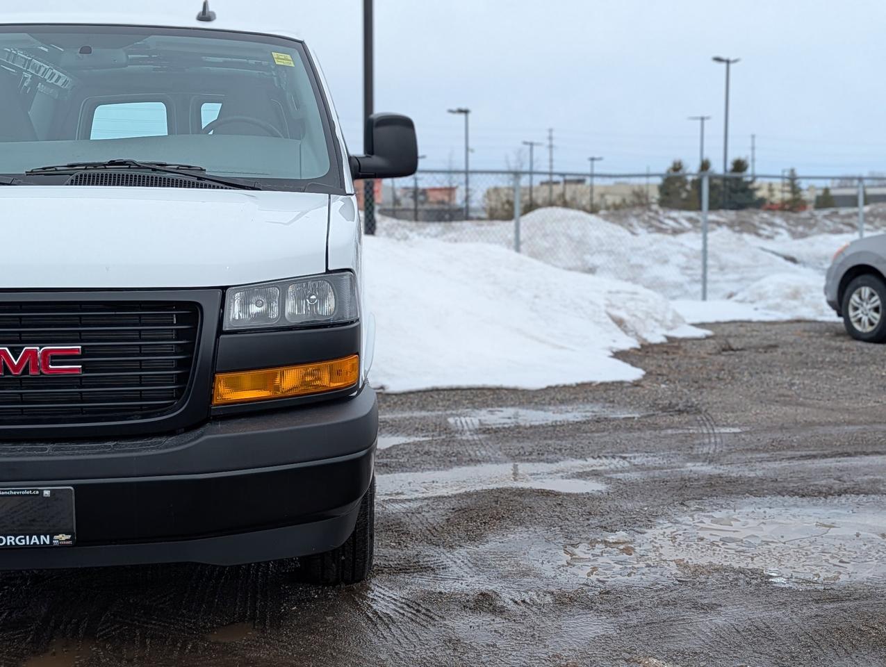 2025 GMC Savana Cargo Van  Photo