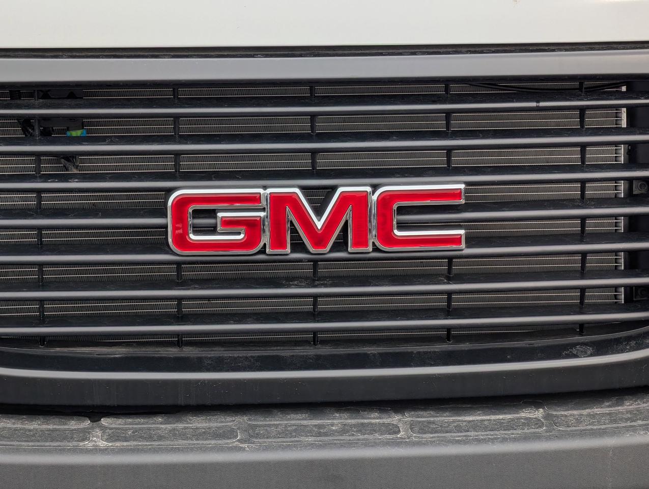 2025 GMC Savana Cargo Van  Photo