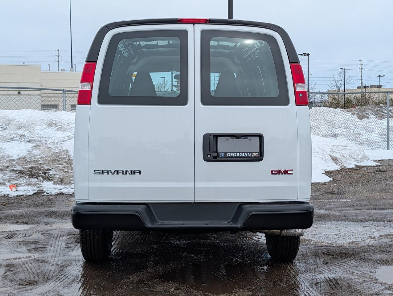 2025 GMC Savana Cargo Van  Photo