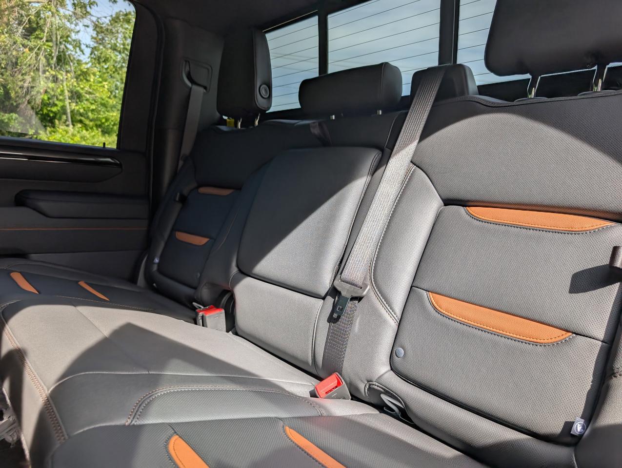 2025 GMC SIERRA 2500HD AT4 Photo