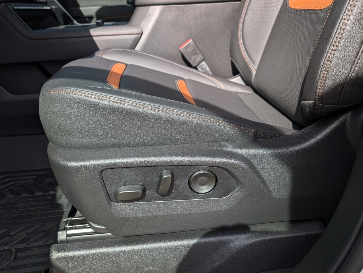 2025 GMC SIERRA 2500HD AT4 Photo