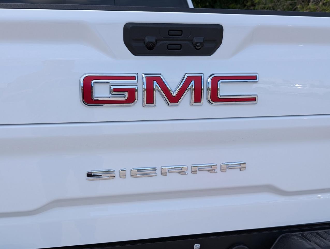 2025 GMC SIERRA 2500HD AT4 Photo