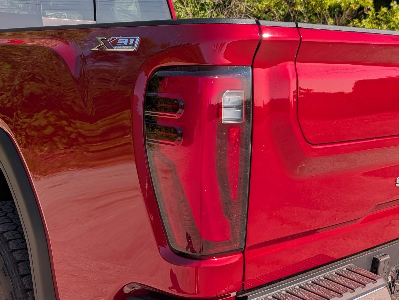 2025 GMC SIERRA 2500HD SLT Photo