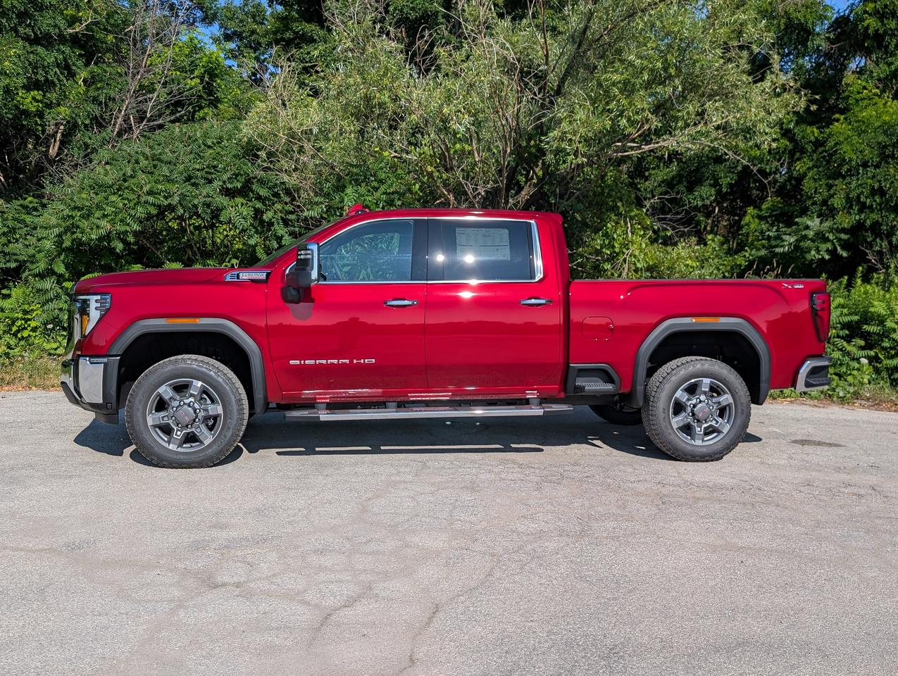 2025 GMC SIERRA 2500HD SLT Photo