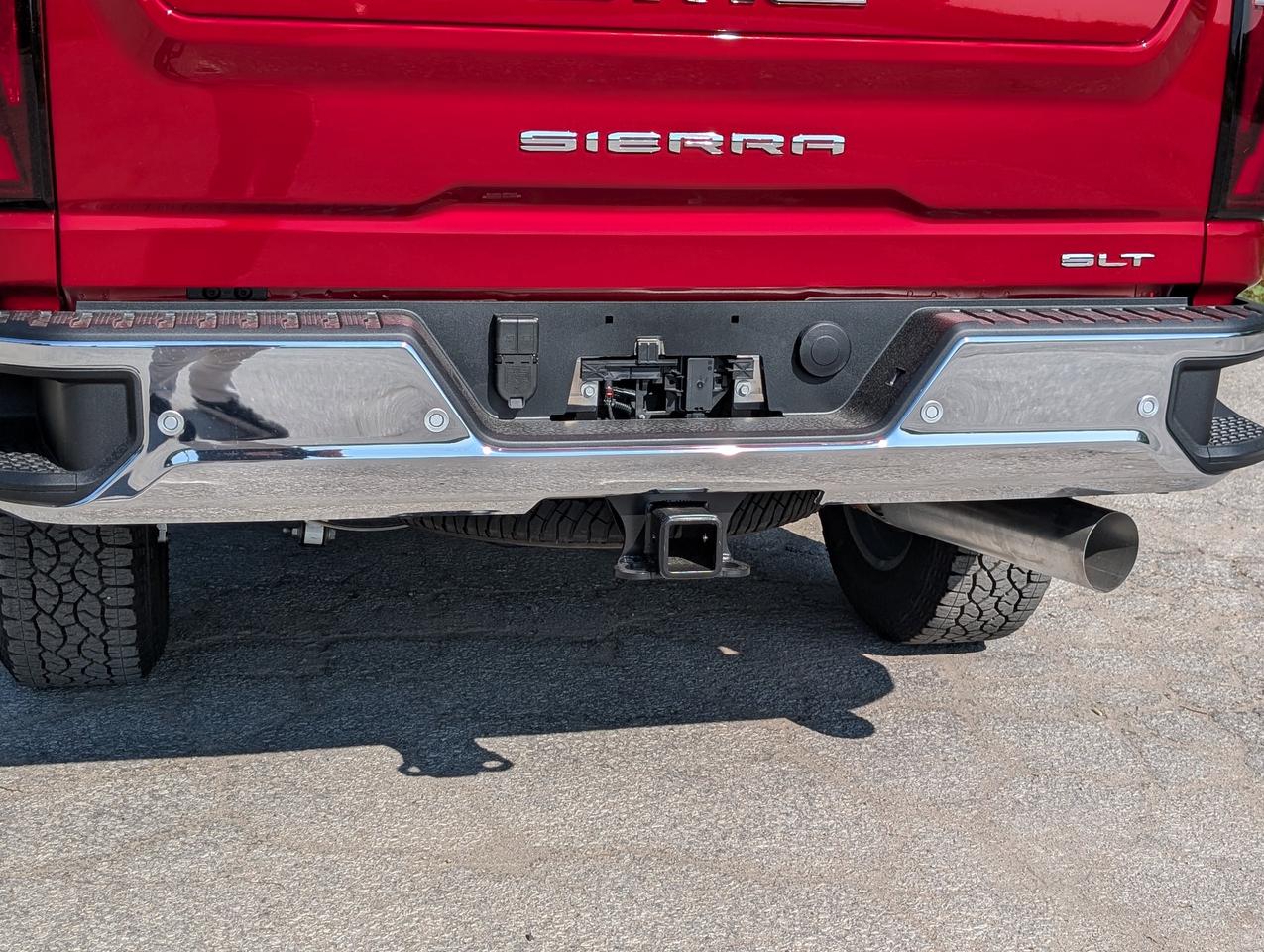 2025 GMC SIERRA 2500HD SLT Photo