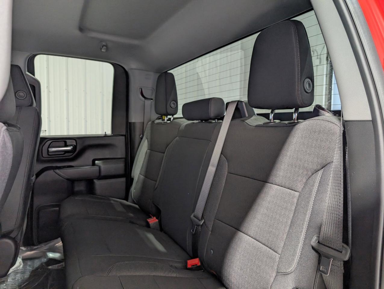 2025 Chevrolet SILVERADO 2500HD Custom Photo